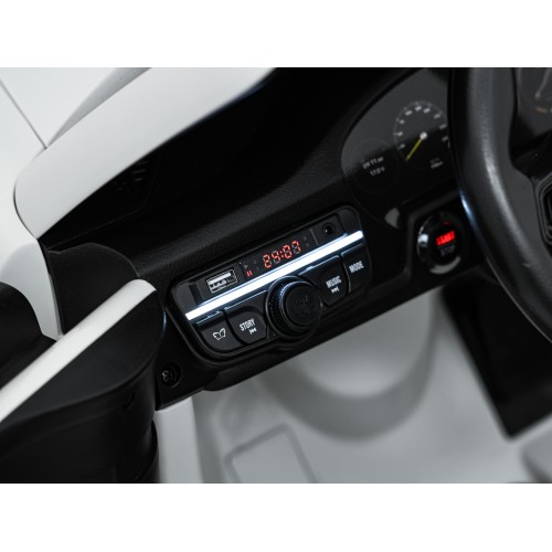 Vehicle Porsche 911 GT3 STRONG MP4 White
