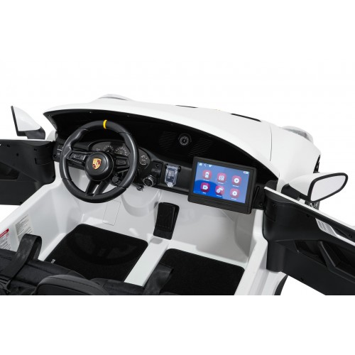 Vehicle Porsche 911 GT3 STRONG MP4 White