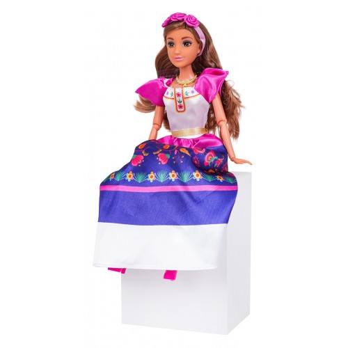 Martyna Doll