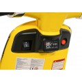 Vehicle Scooter Vespa ROMA Yellow