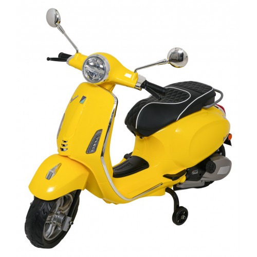 Vehicle Scooter Vespa ROMA Yellow