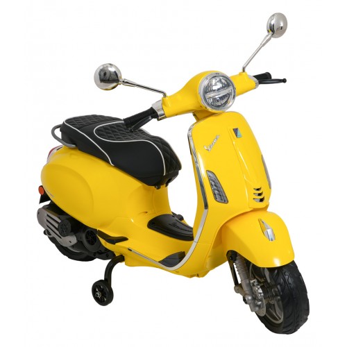 Vehicle Scooter Vespa ROMA Yellow