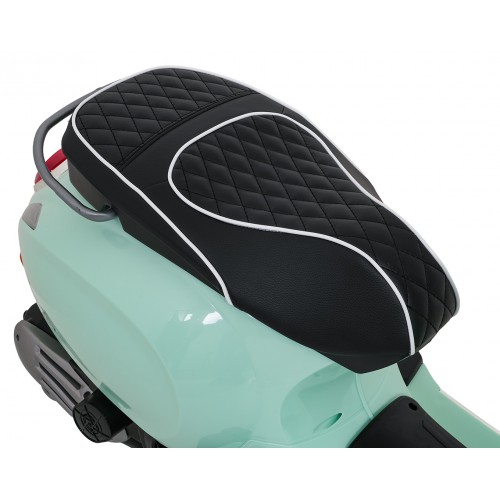 Vespa ROMA Scooter Vehicle Green