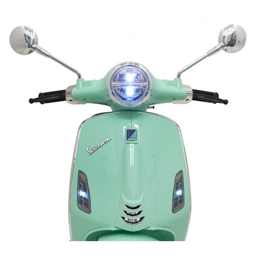 Vespa ROMA Scooter Vehicle Green