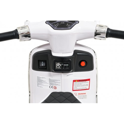 Vehicle Scooter Vespa ROMA White