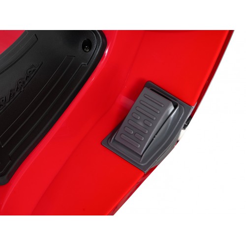 Vehicle Scooter Vespa ROMA Red