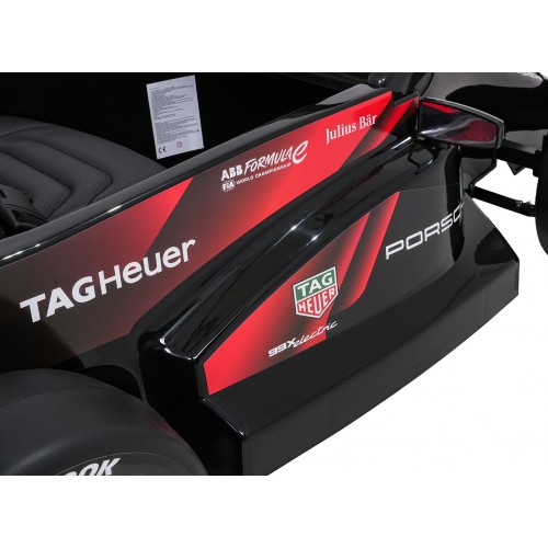 Vehicle Formula E Porsche Red