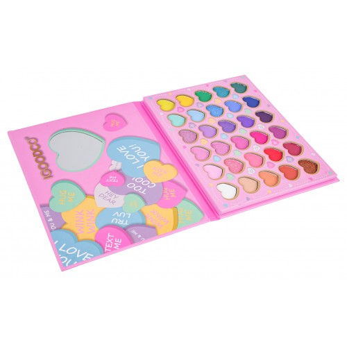 MEGA Heart Makeup Set