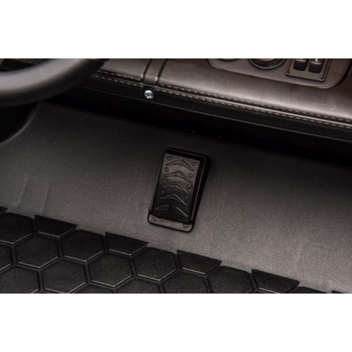 Porsche Taycan Turbo S Black Vehicle