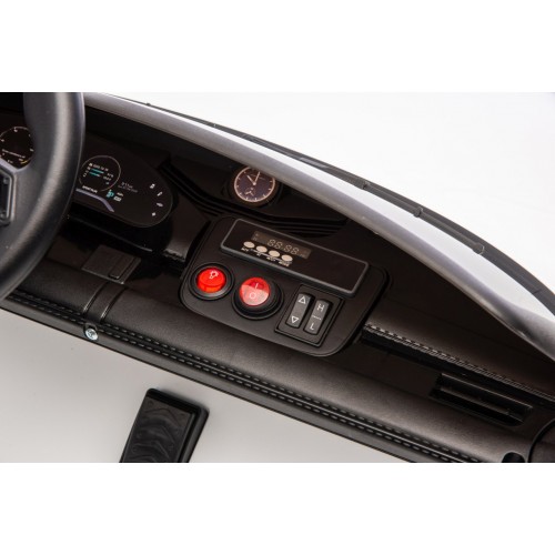 Vehicle Porsche Taycan Turbo S White