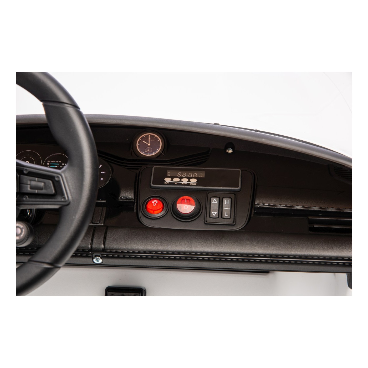 Vehicle Porsche Taycan Turbo S White