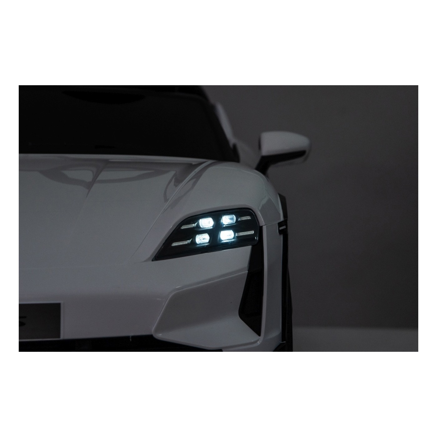 Vehicle Porsche Taycan Turbo S White