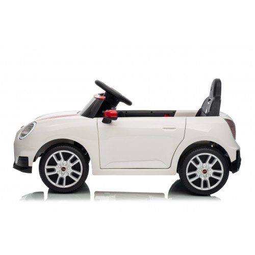 Mini Cooper White Vehicle