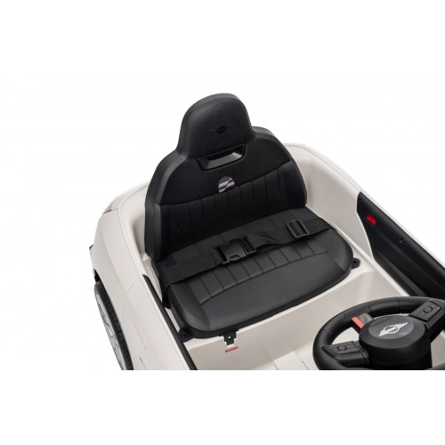 Mini Cooper White Vehicle