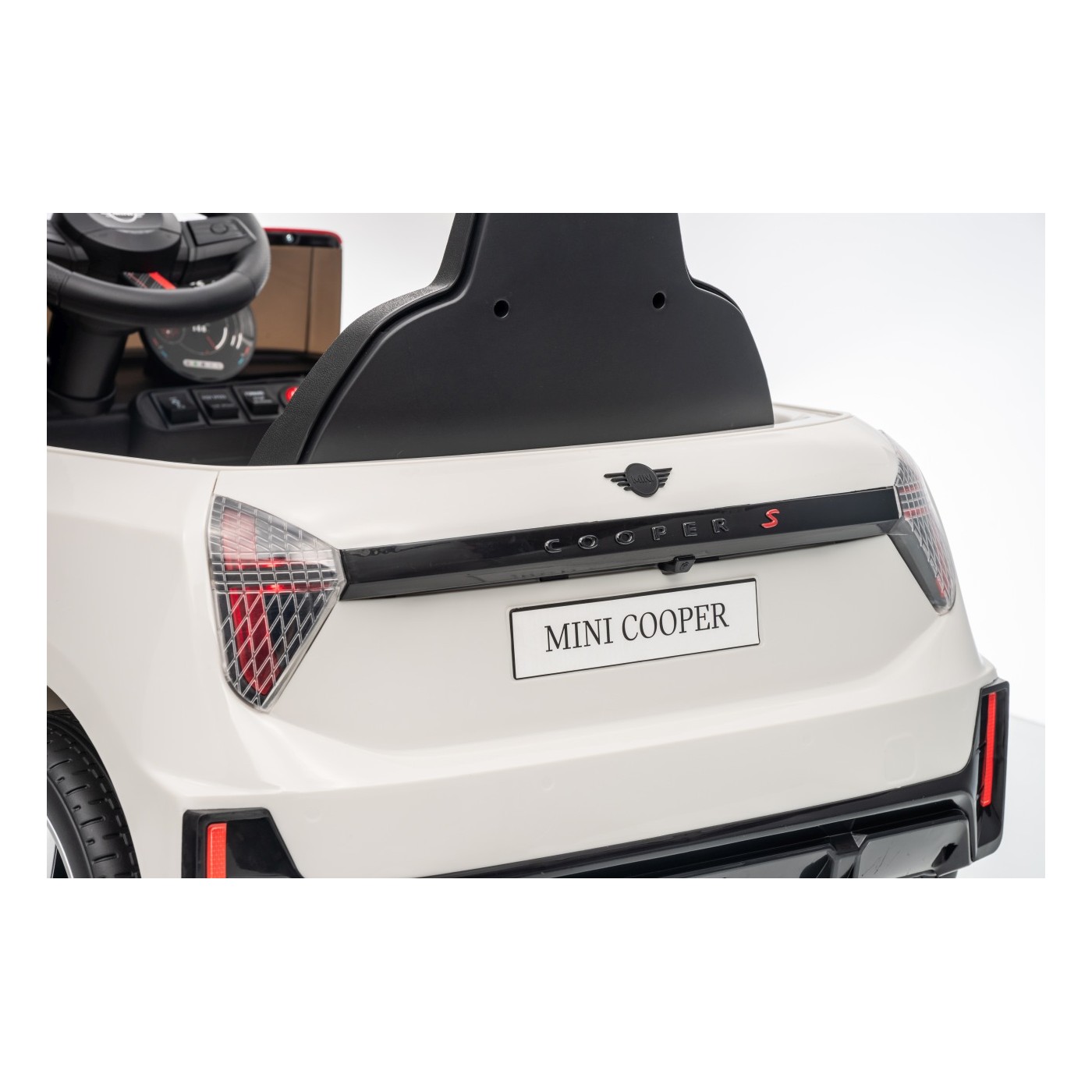 Mini Cooper White Vehicle