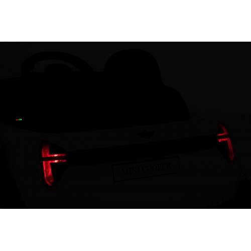 Mini Cooper White Vehicle