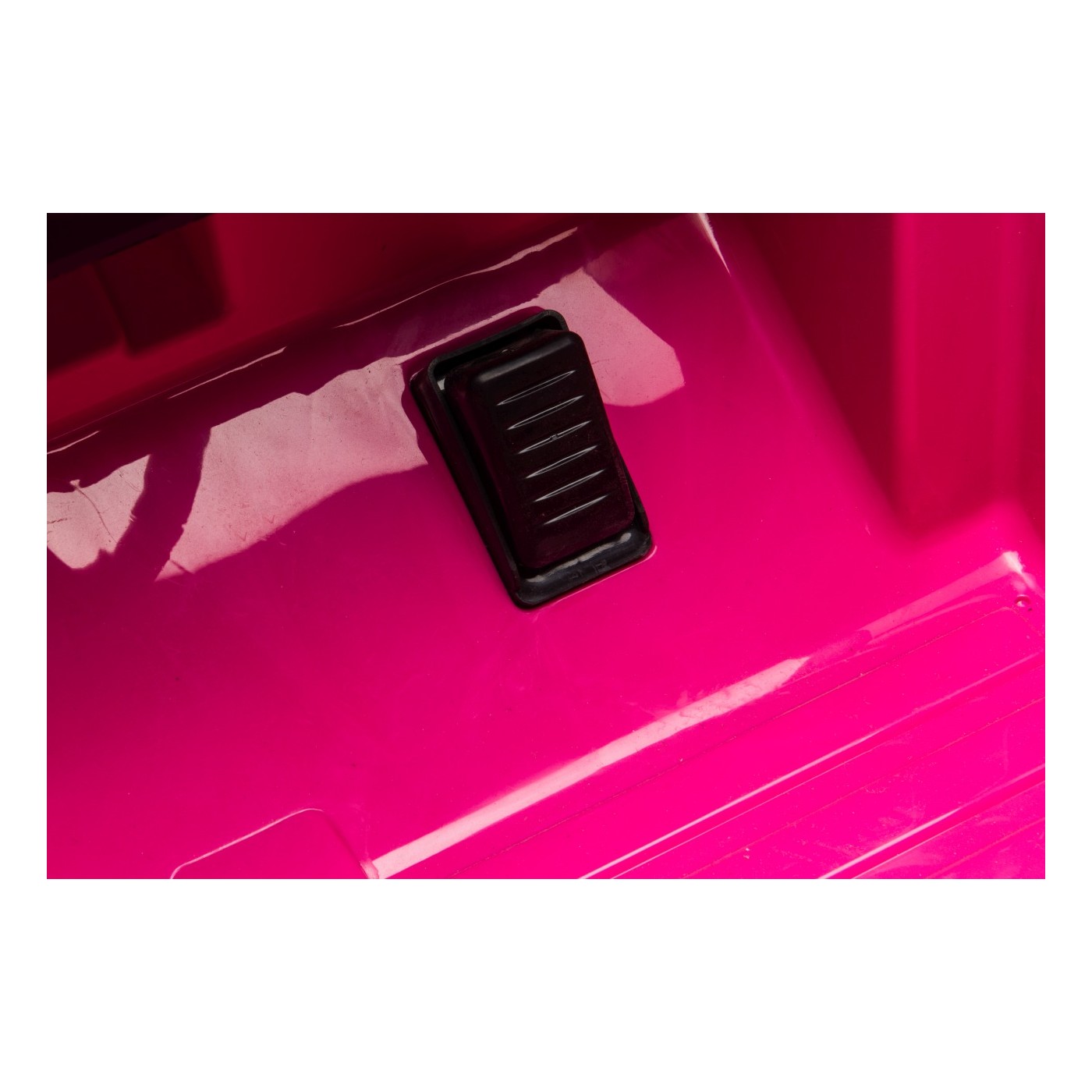 Jeep BEAST 4x4 Pink Vehicle