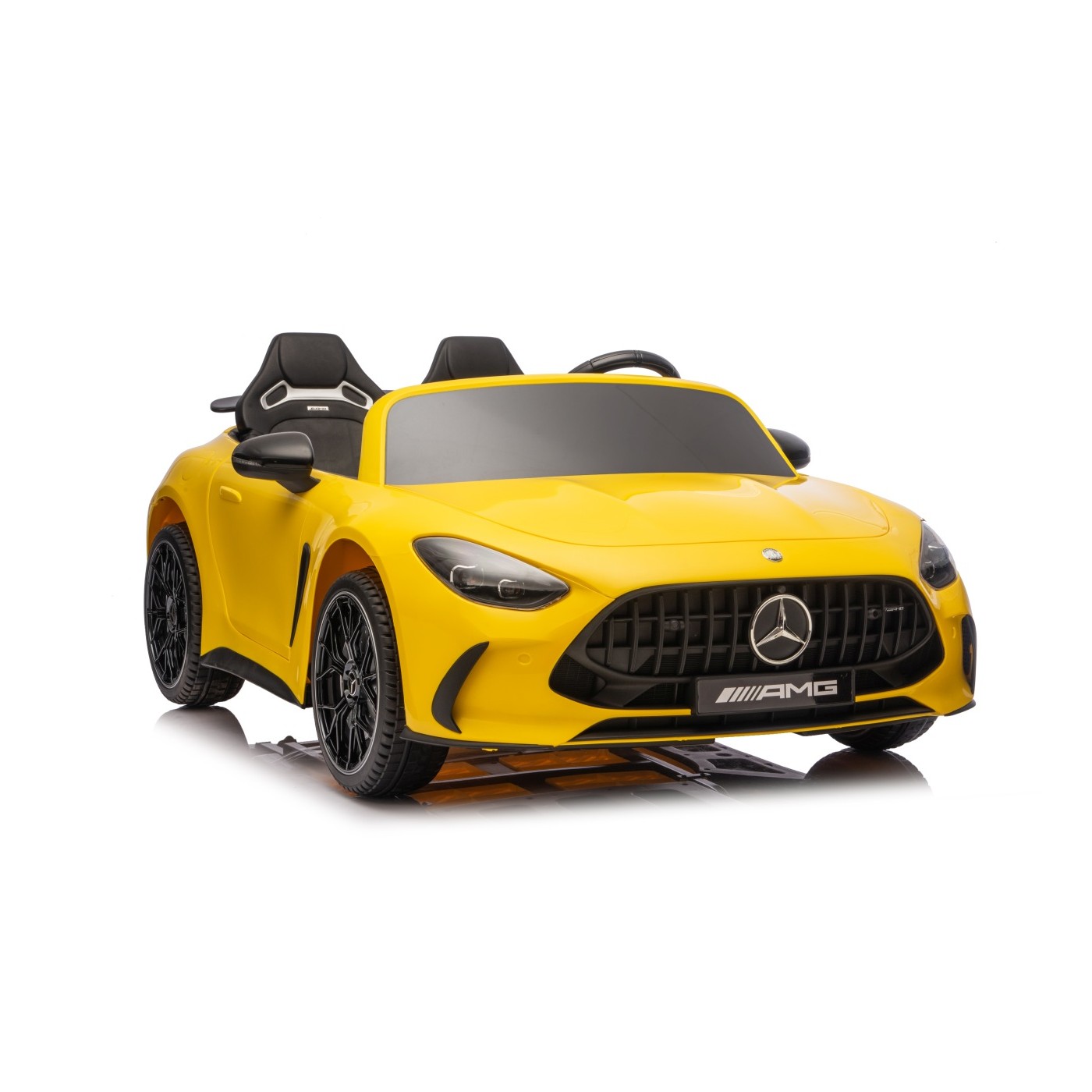 Vehicle Mercedes Benz GT63 AMG Yellow
