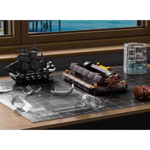 Pirate Ship in a Bottle Building Set 822 pcs.
