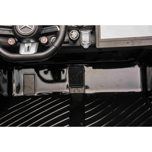 Vehicle Mercedes Benz GT63 AMG Black