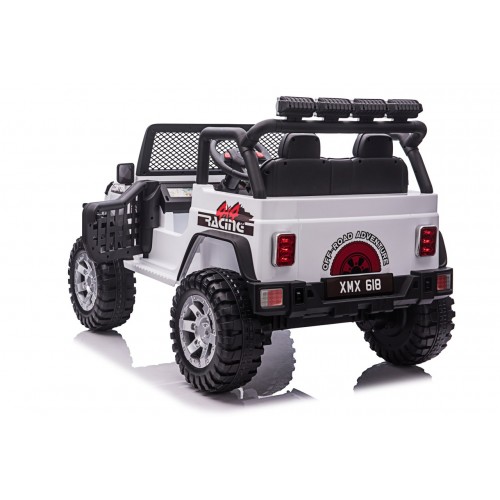 Jeep BEAST 4x4 White Vehicle