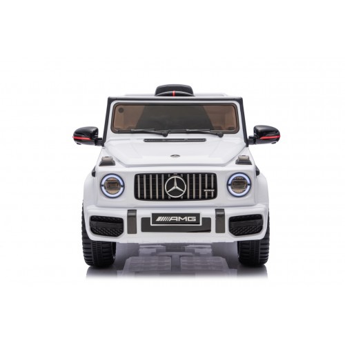 Vehicle Mercedes G63 AMG LIFT White