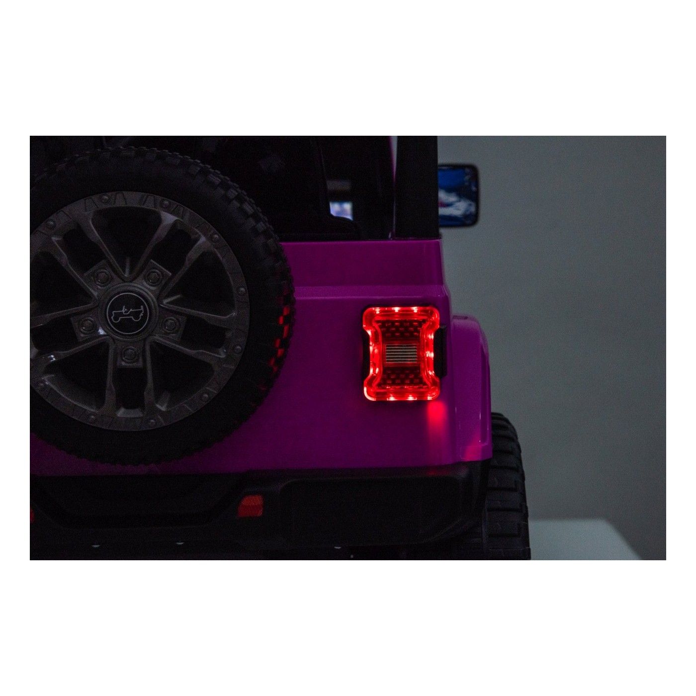 Jeep Wrangler Rubicon LIFT Pink Vehicle