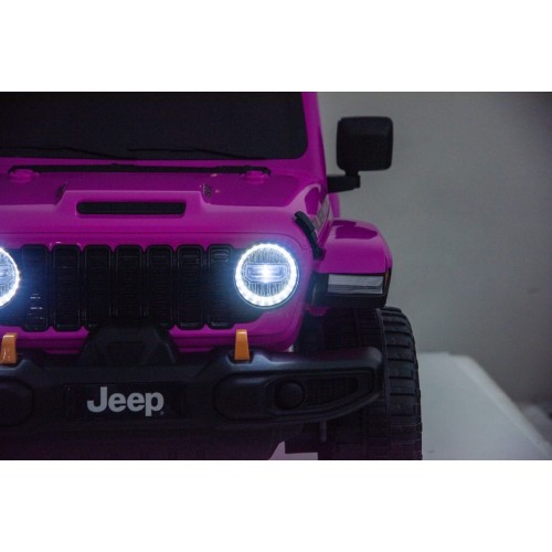 Jeep Wrangler Rubicon LIFT Pink Vehicle