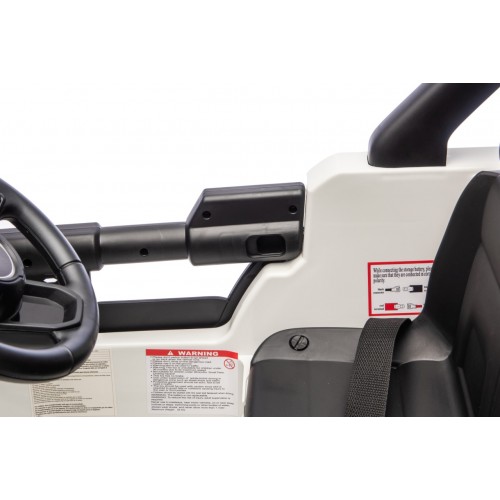 Jeep Wrangler Rubicon LIFT White Vehicle