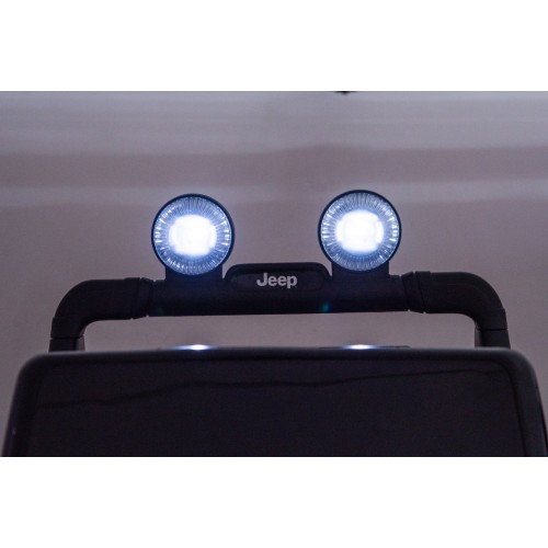 Jeep Wrangler Rubicon LIFT White Vehicle