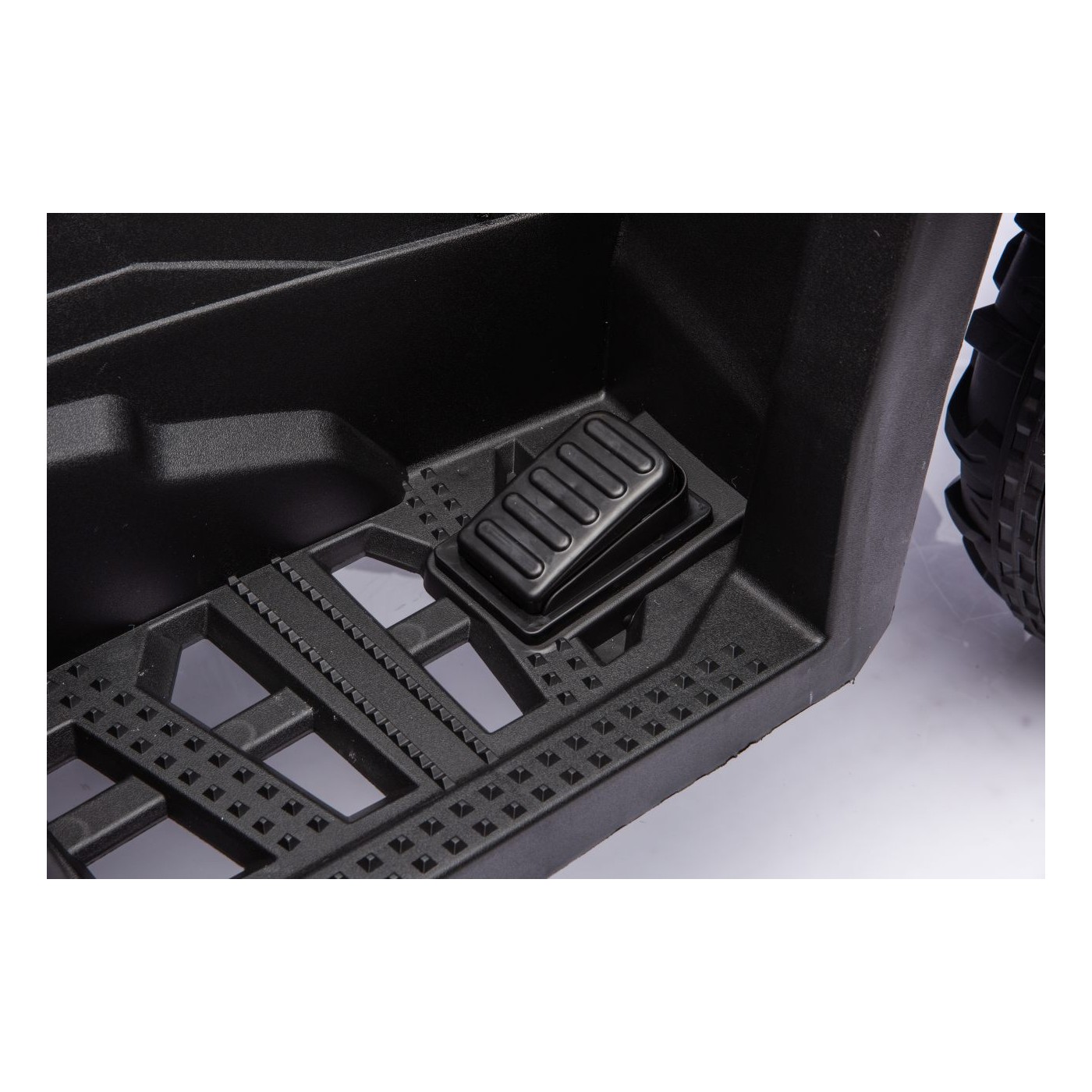 Quad Vehicle 4x4 ATV WOLF  Black