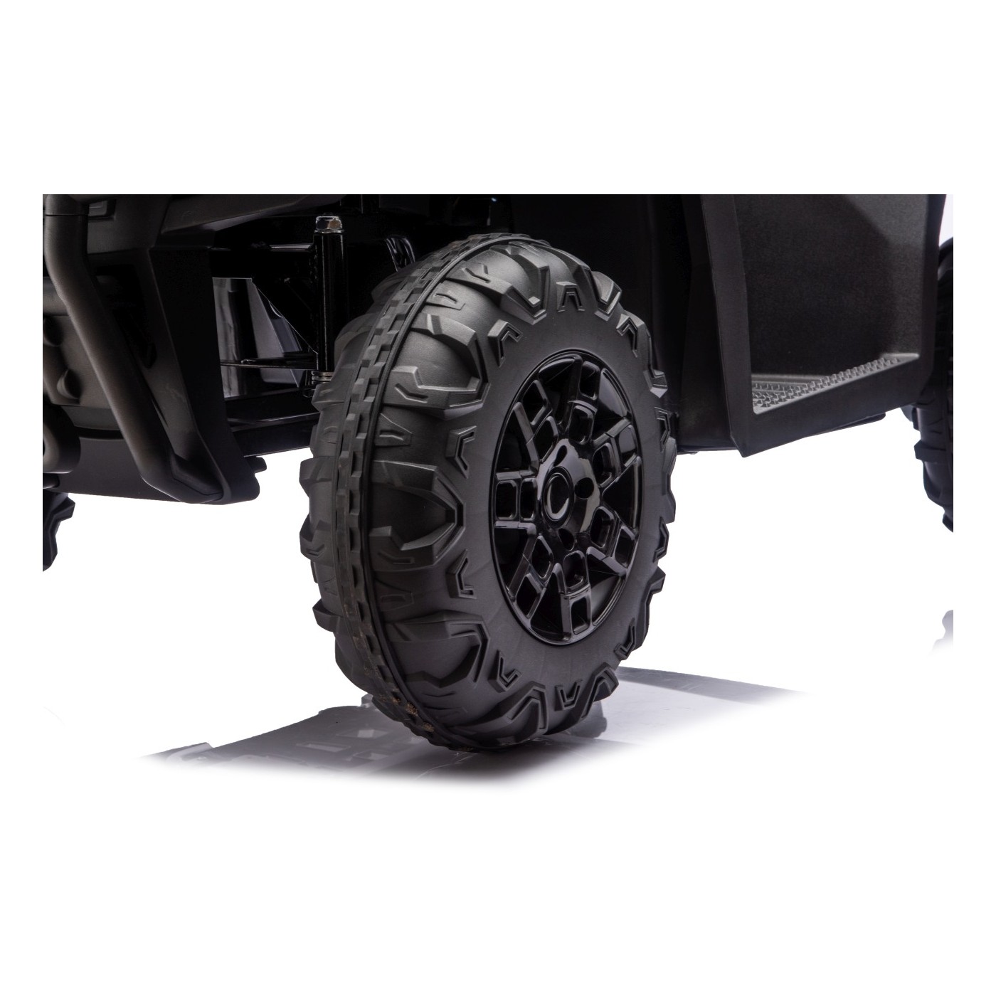 WOLF 4x4 ATV Quad Vehicle White