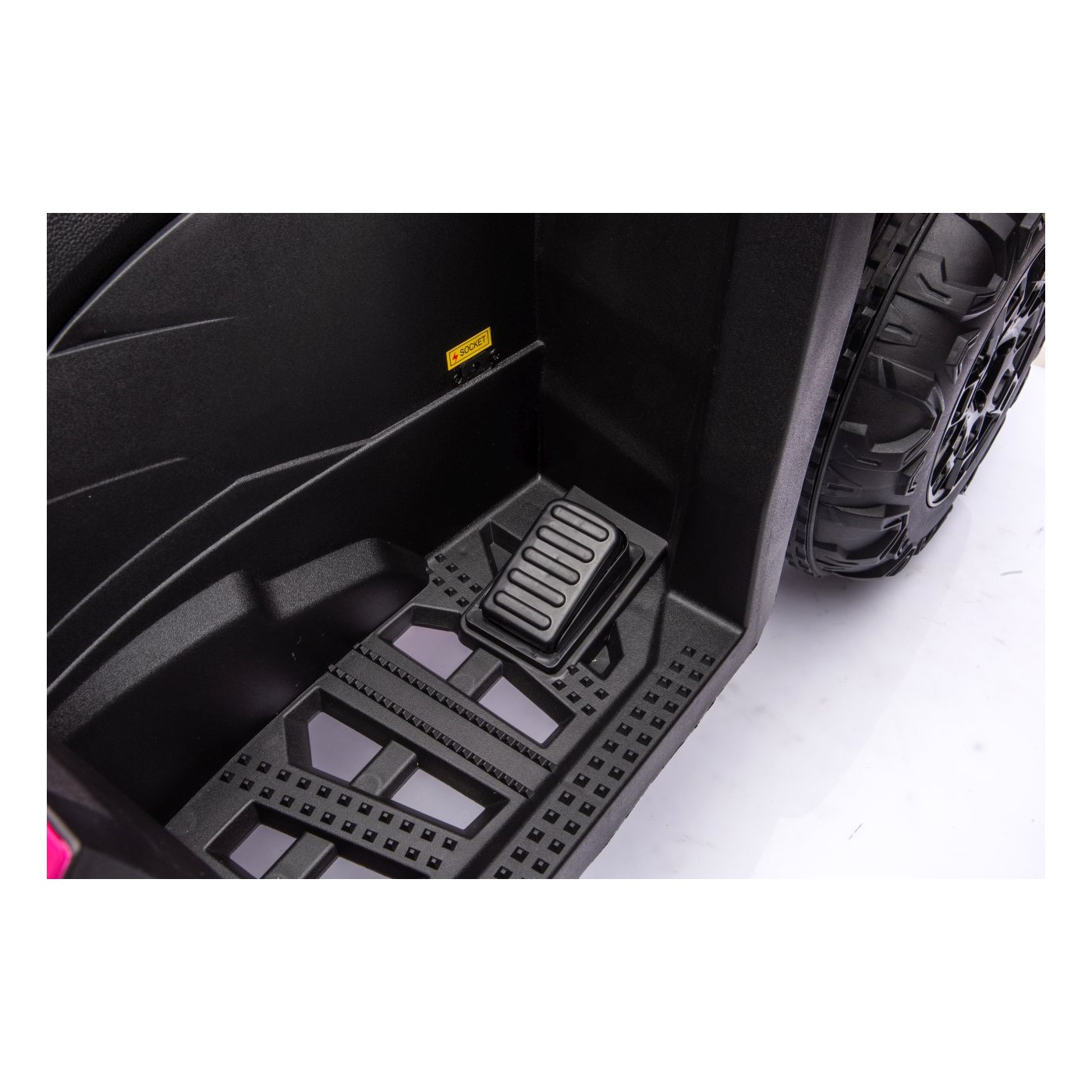 WOLF Pink 4x4 ATV Quad Vehicle