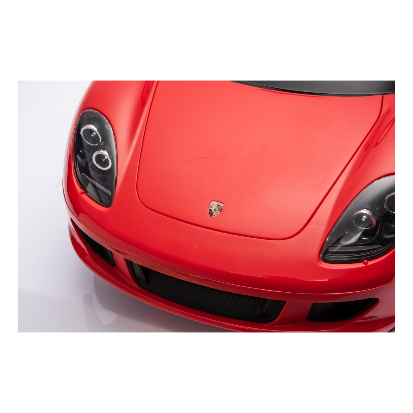 Vehicle Porsche 911 Carrera Red