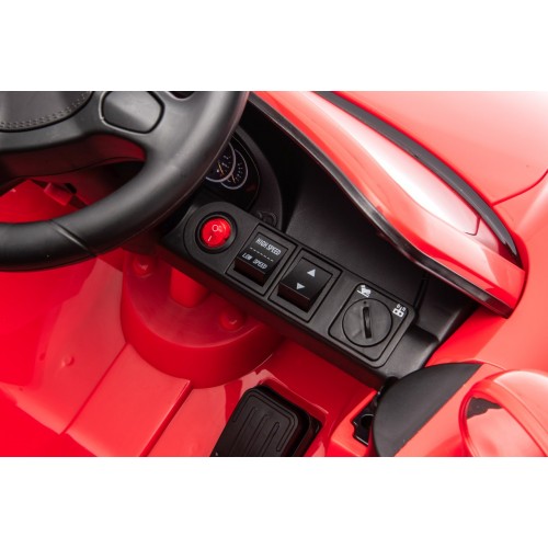 Vehicle Porsche 911 Carrera Red