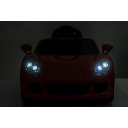 Vehicle Porsche 911 Carrera Red