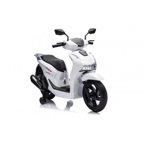 Vehicle Motor Scooter HONDA SH125I White