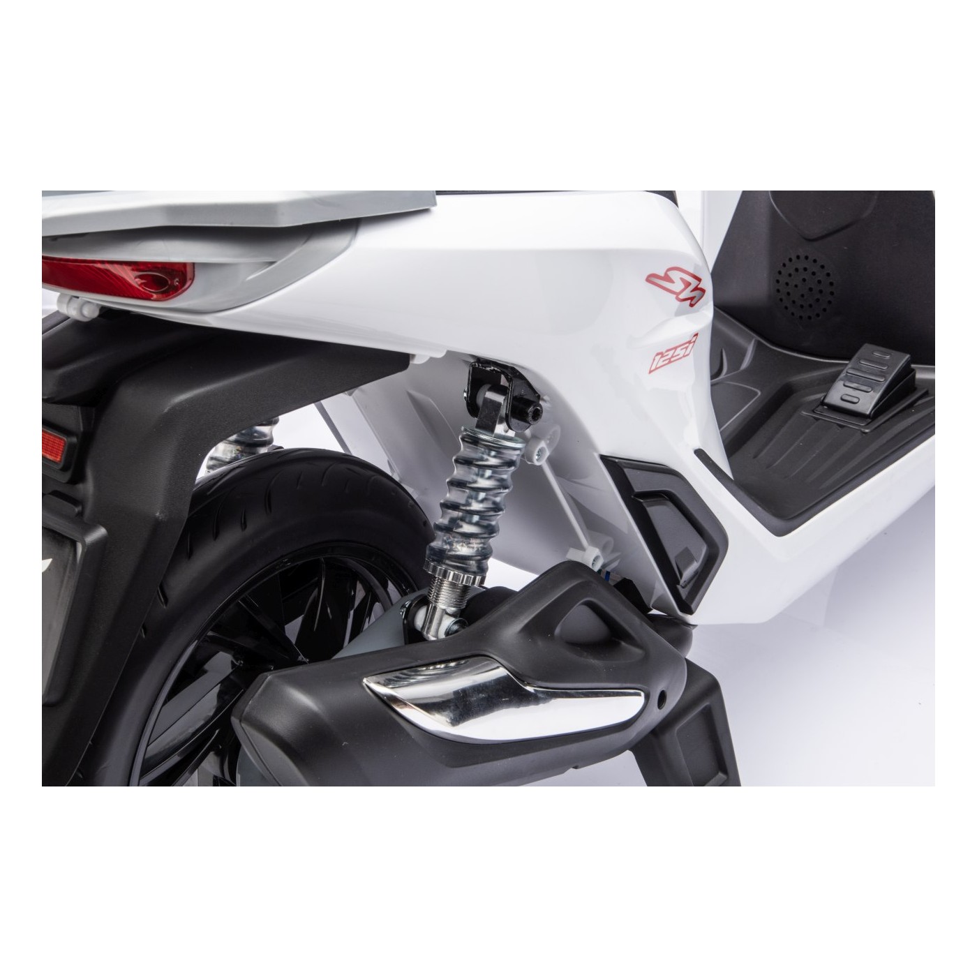 Vehicle Motor Scooter HONDA SH125I White