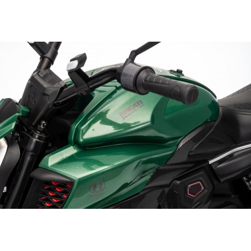 Vehicle Motor Ducati Diavel x Bentley Green