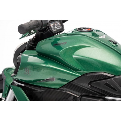 Vehicle Motor Ducati Diavel x Bentley Green