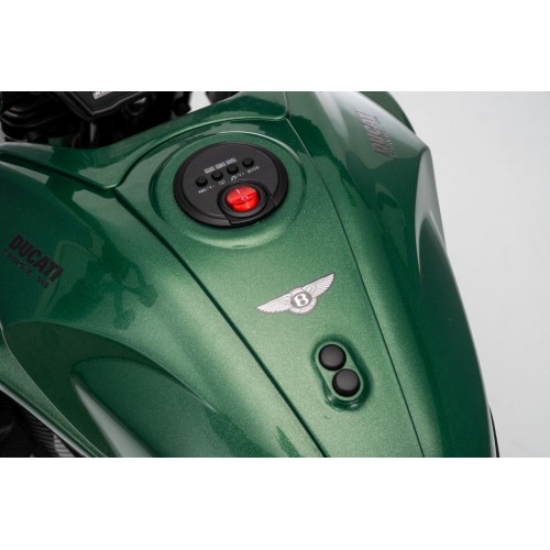 Vehicle Motor Ducati Diavel x Bentley Green