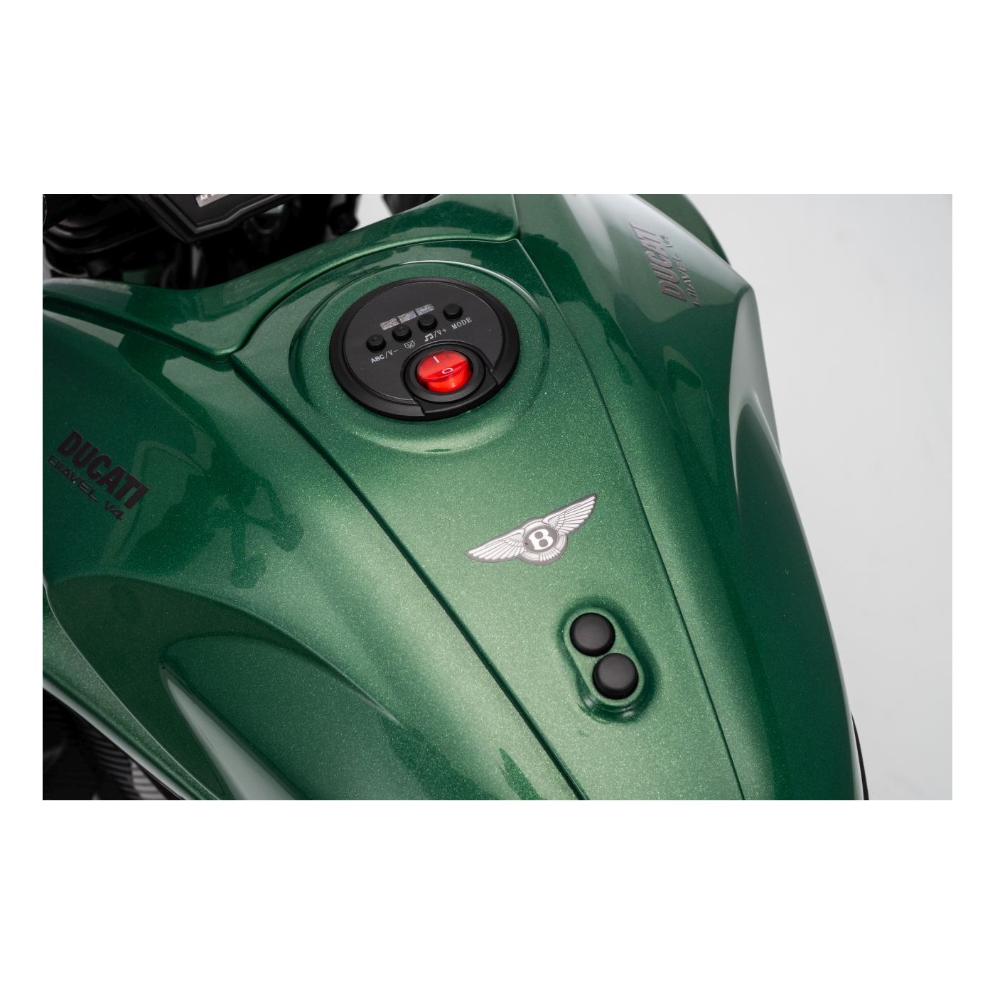 Vehicle Motor Ducati Diavel x Bentley Green