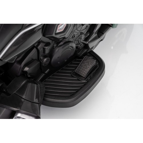 Vehicle Motor Ducati Diavel x Bentley Green