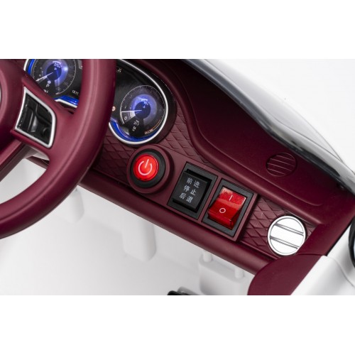 Bentley Bentayga S White Vehicle