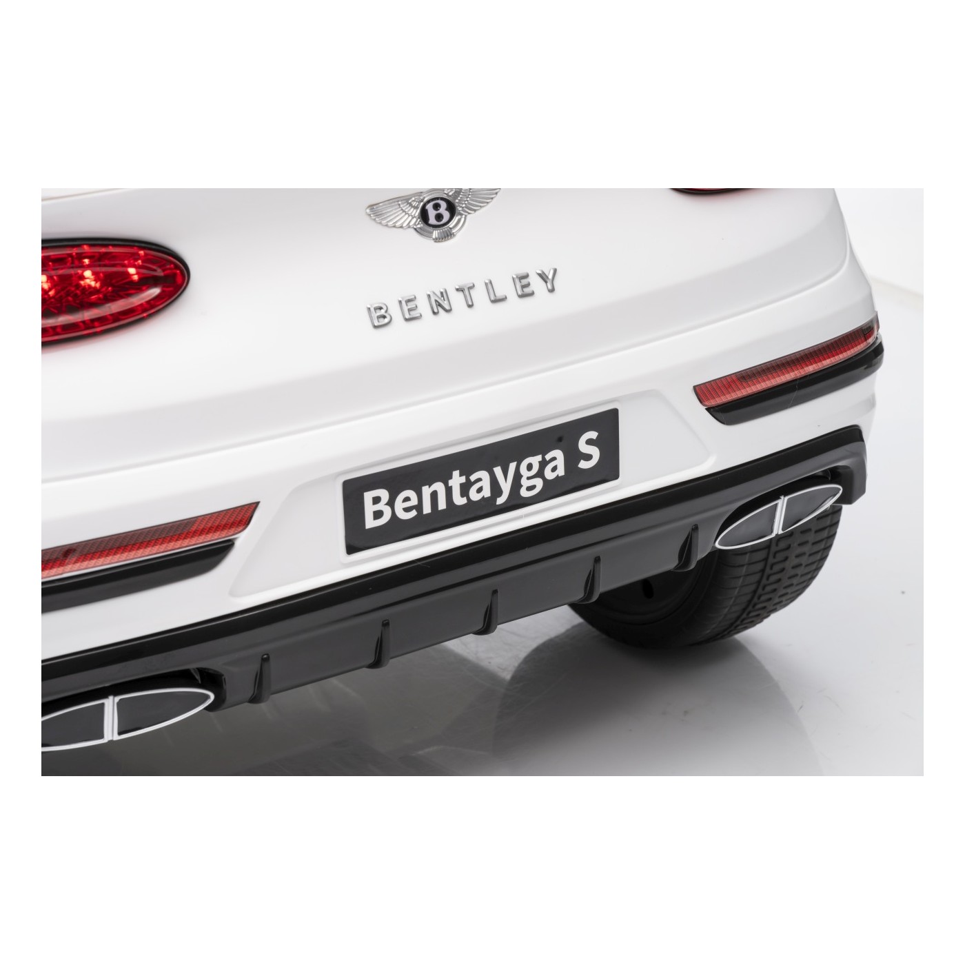 Bentley Bentayga S White Vehicle