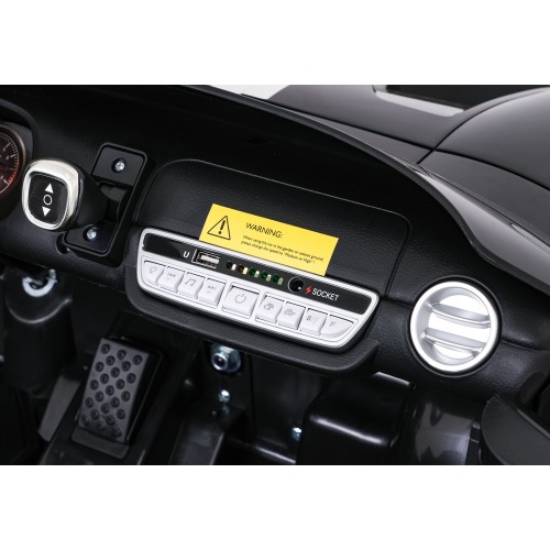 Vehicle Ford GT Black