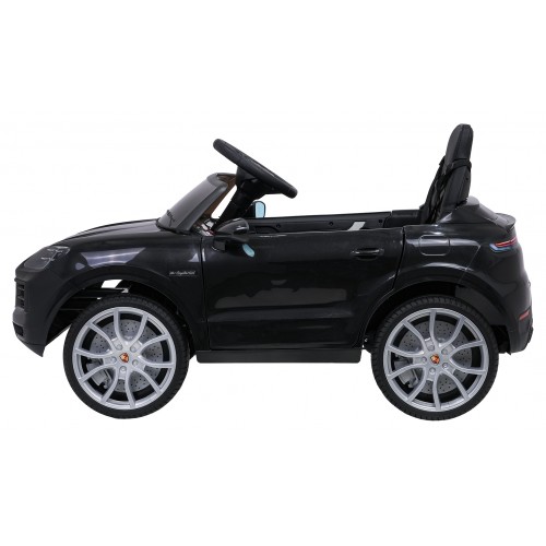 Vehicle Porsche Cayenne Black