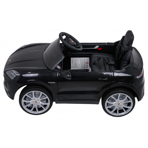 Vehicle Porsche Cayenne Black