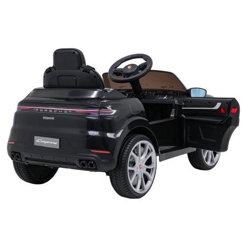 Vehicle Porsche Cayenne Black