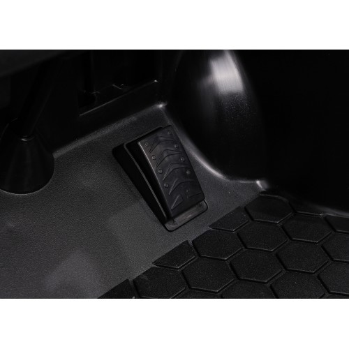 Vehicle Porsche Cayenne Black